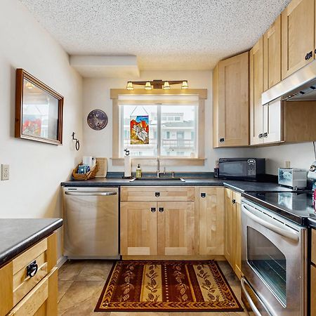 Squaw Village Condo Гринвилл Экстерьер фото
